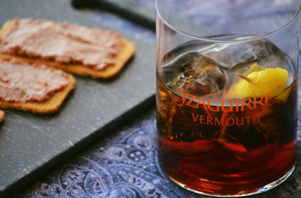 ¿Cuál es el mejor vermouth para el verano? Descubre las refrescantes opciones de Vermouth Yzaguirre Bodegas Yzaguirre